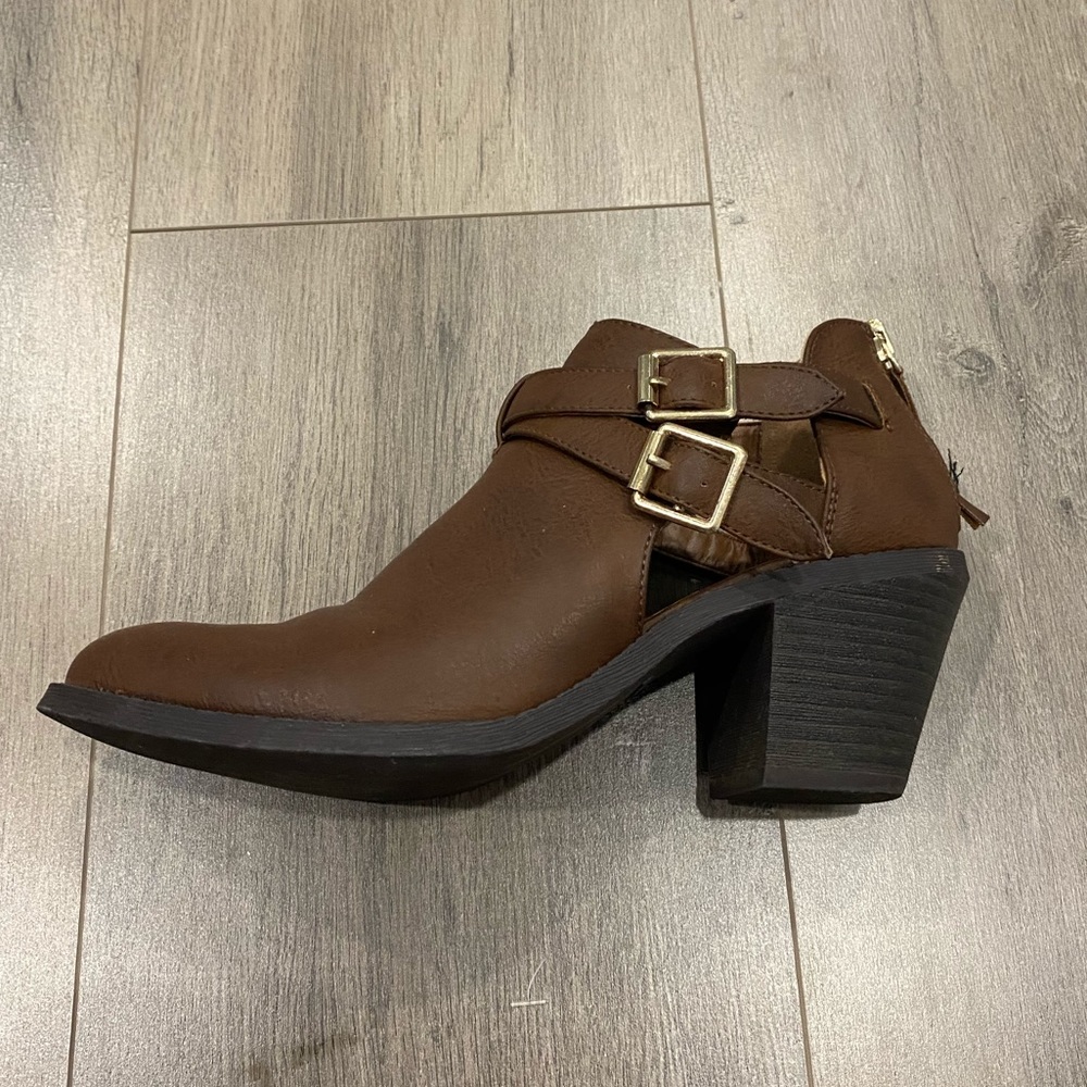 Madden girl (Steve Madden) boot - 6.5
